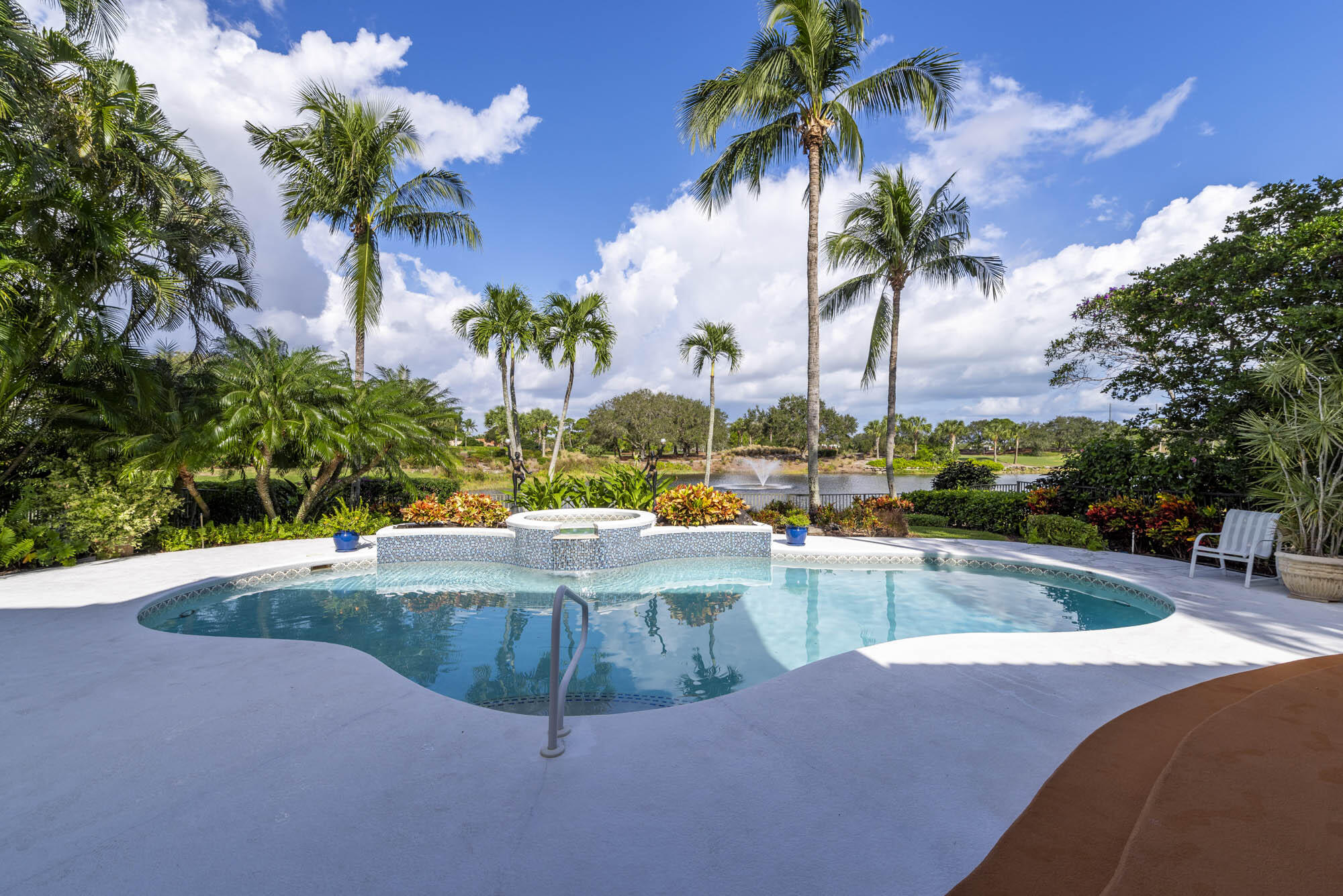 Admirals Cove - Residential