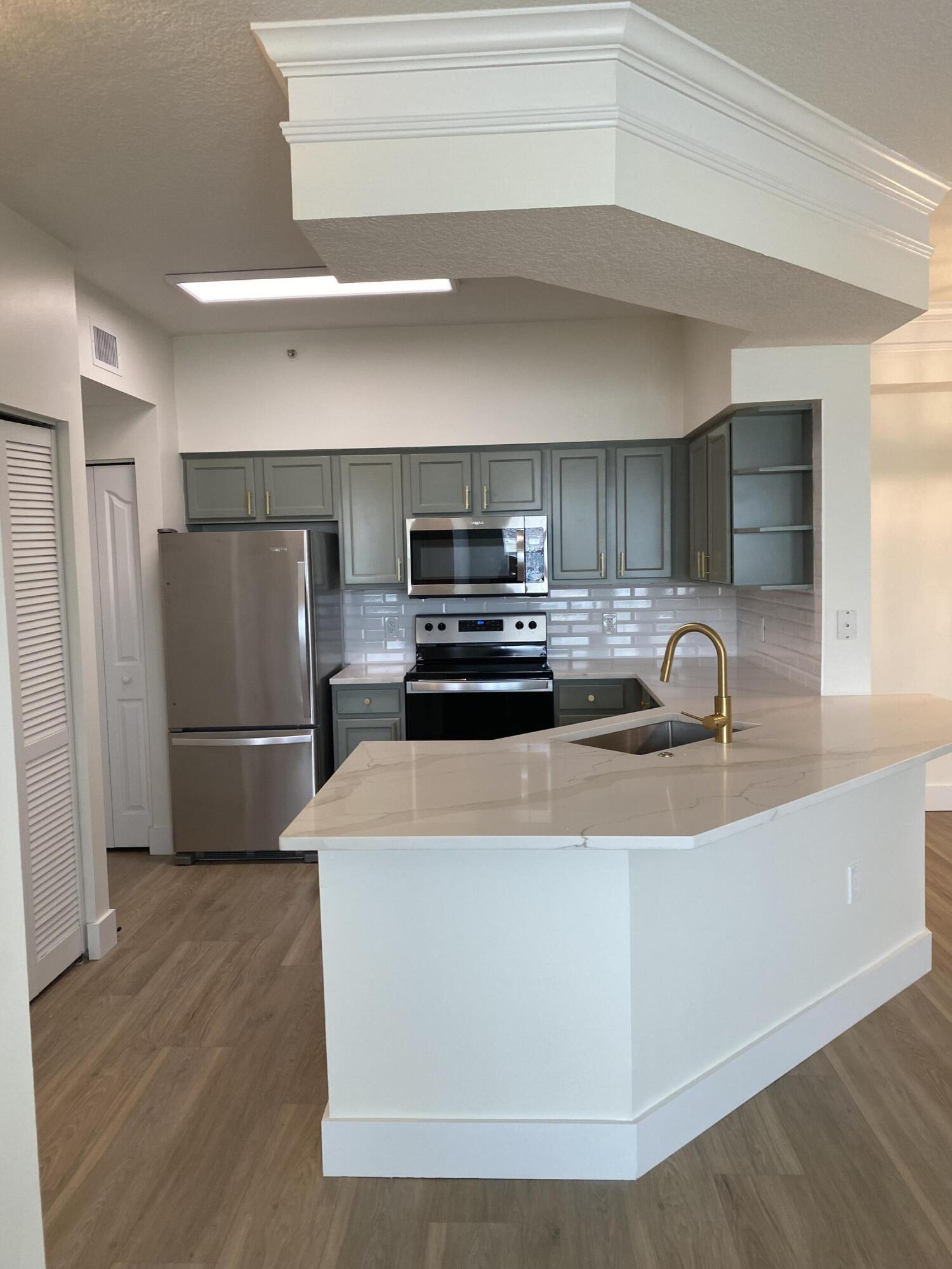 9887 Baywinds Drive 4304