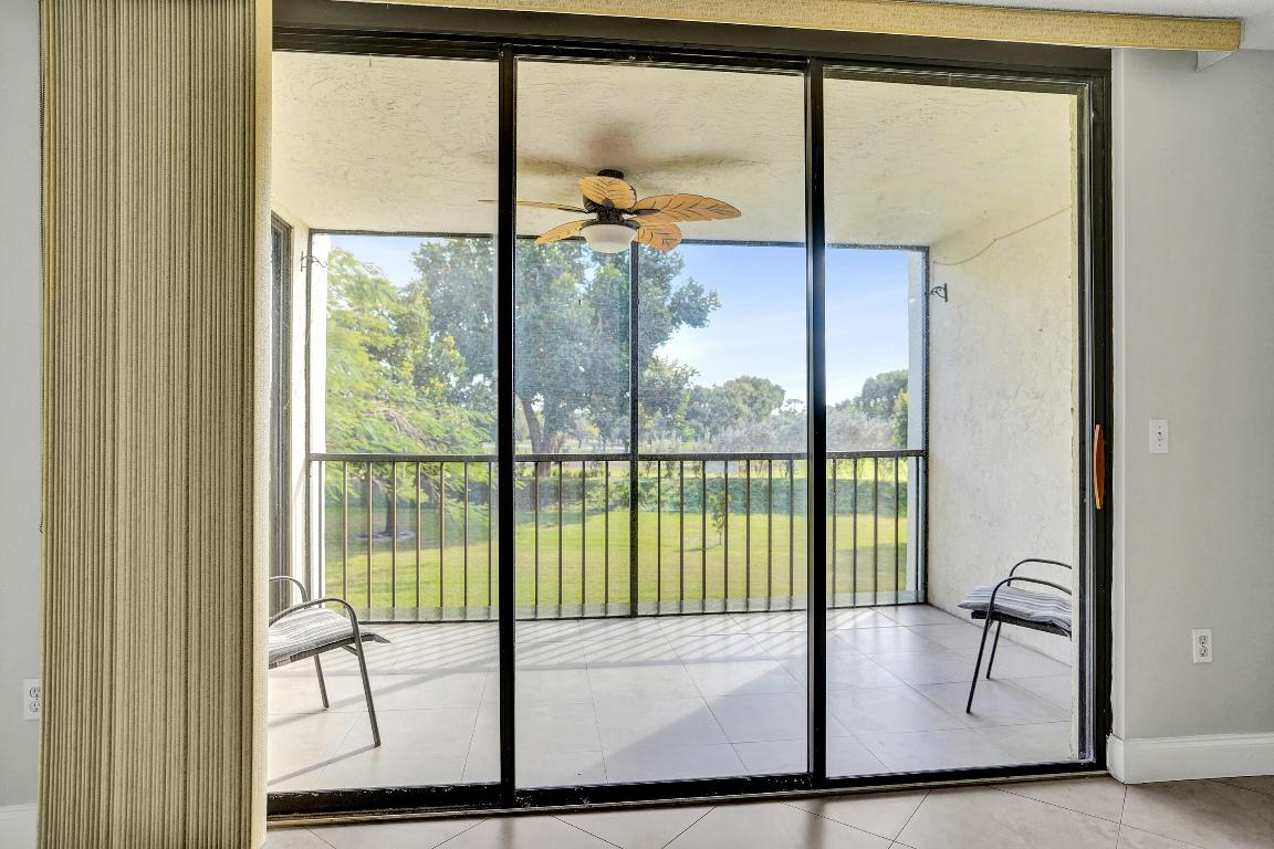 Club Royale - Residential