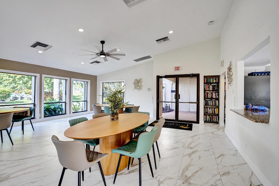 Club Royale - Residential