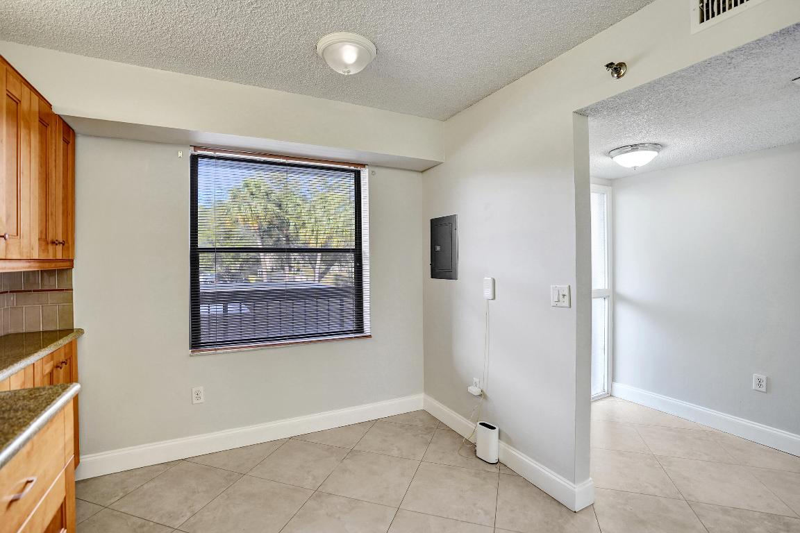 Club Royale - Residential