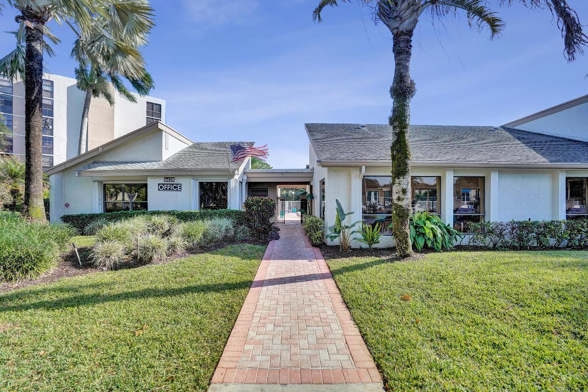 Club Royale - Residential