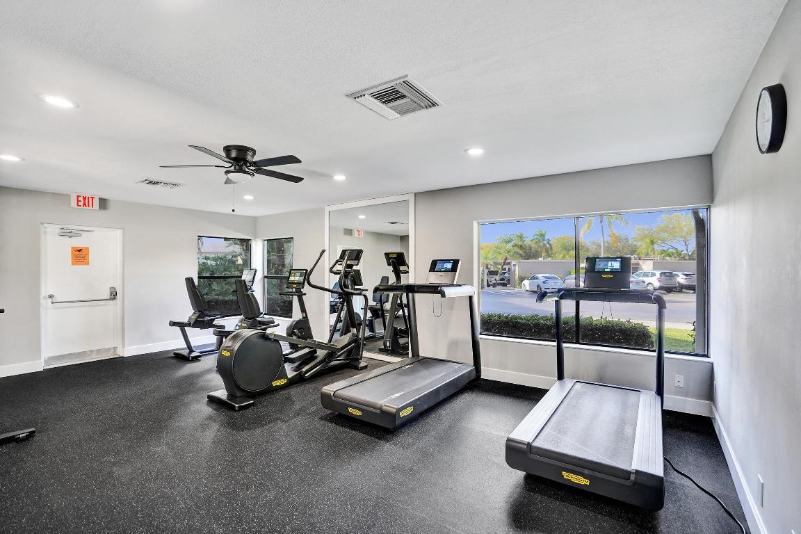 Club Royale - Residential