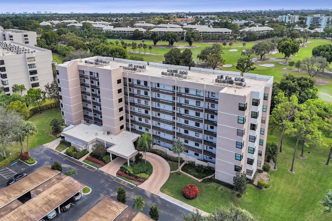 Club Royale - Residential