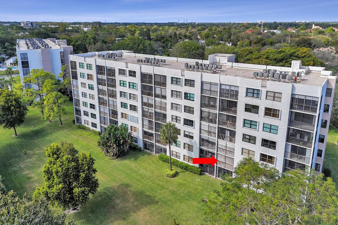 Club Royale - Residential