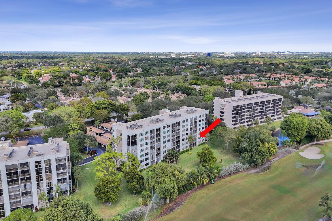 Club Royale - Residential