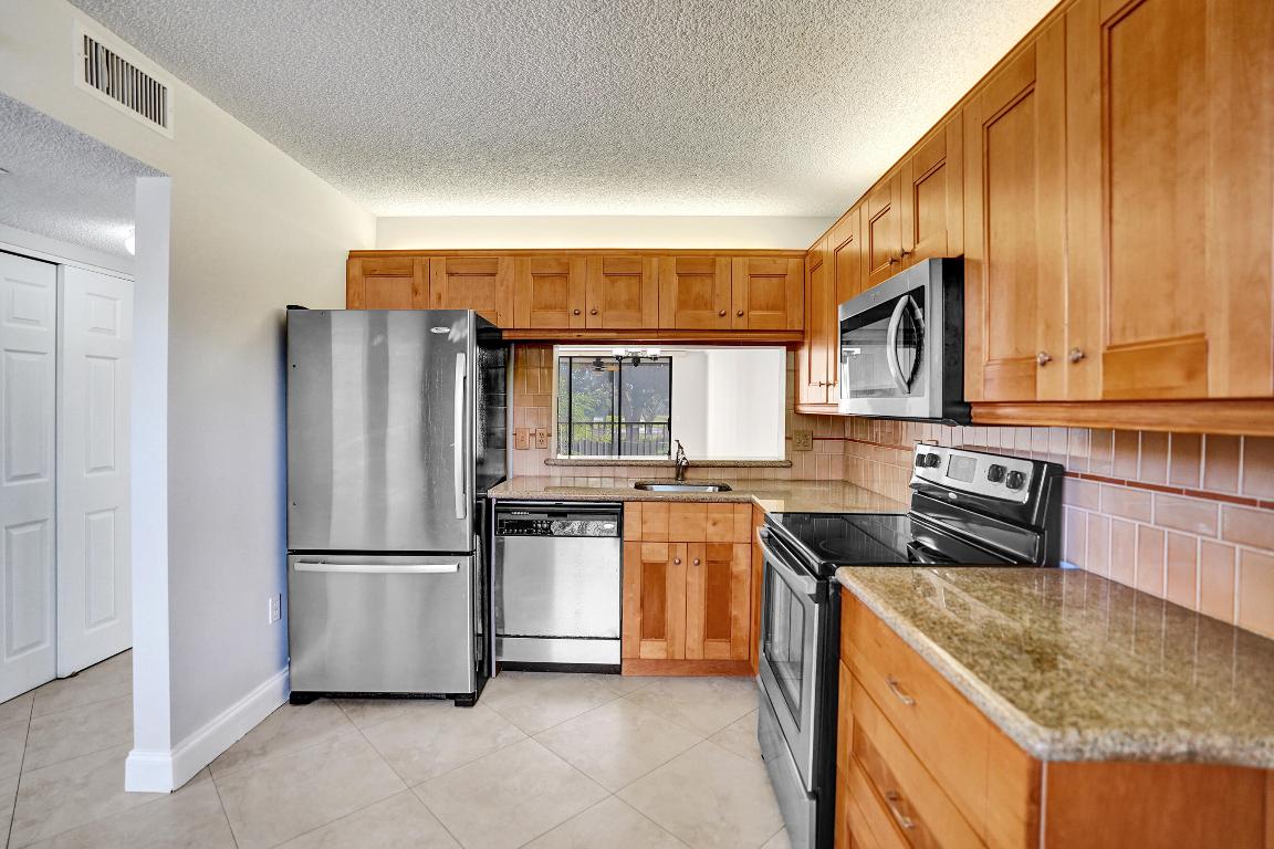 Club Royale - Residential