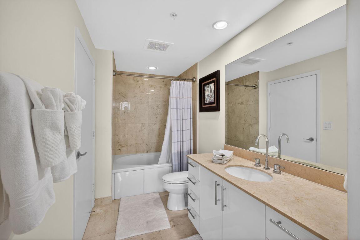 CITYPLACE SOUTH TOWER CONDO - Residential