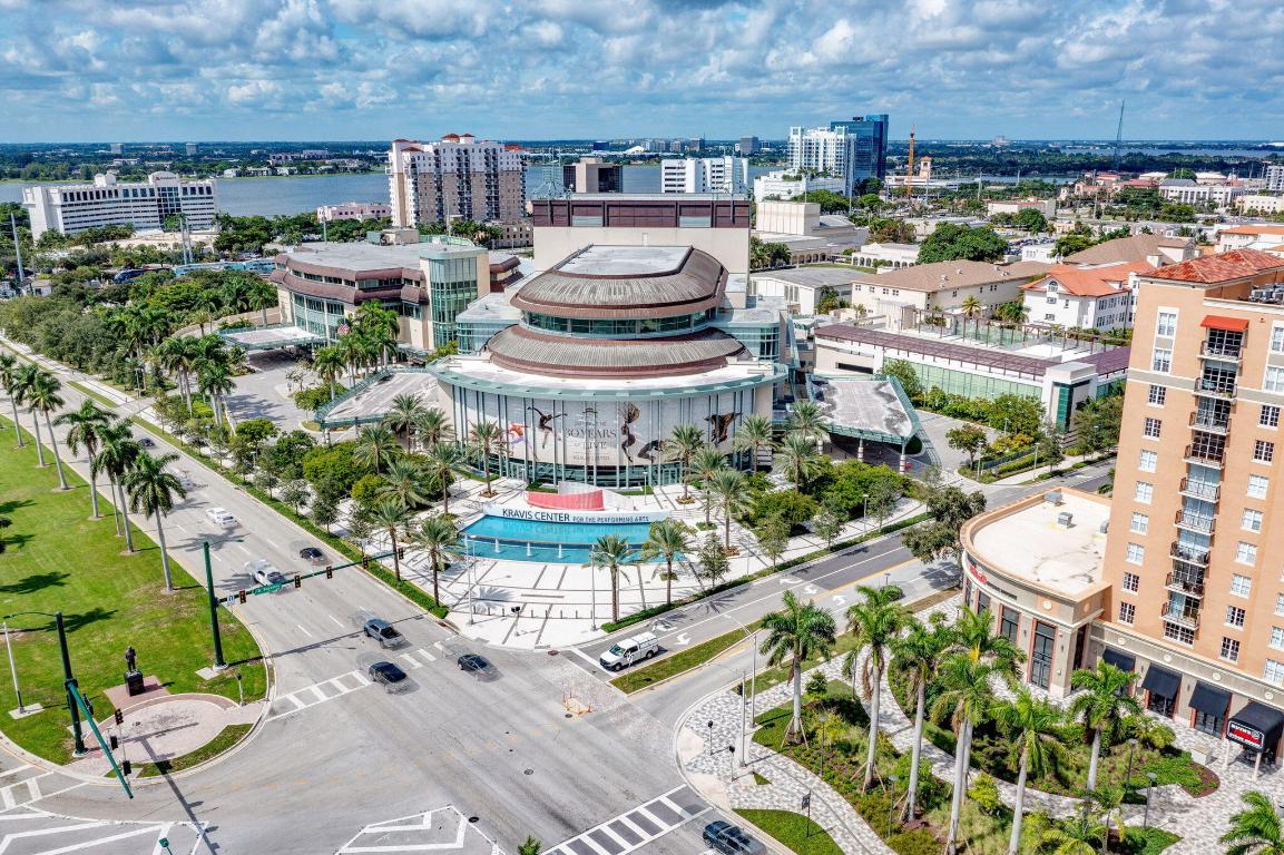 CITYPLACE SOUTH TOWER CONDO - Residential