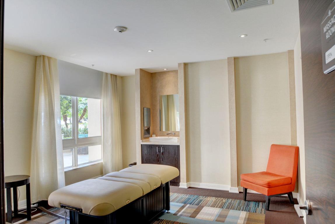 CITYPLACE SOUTH TOWER CONDO - Residential