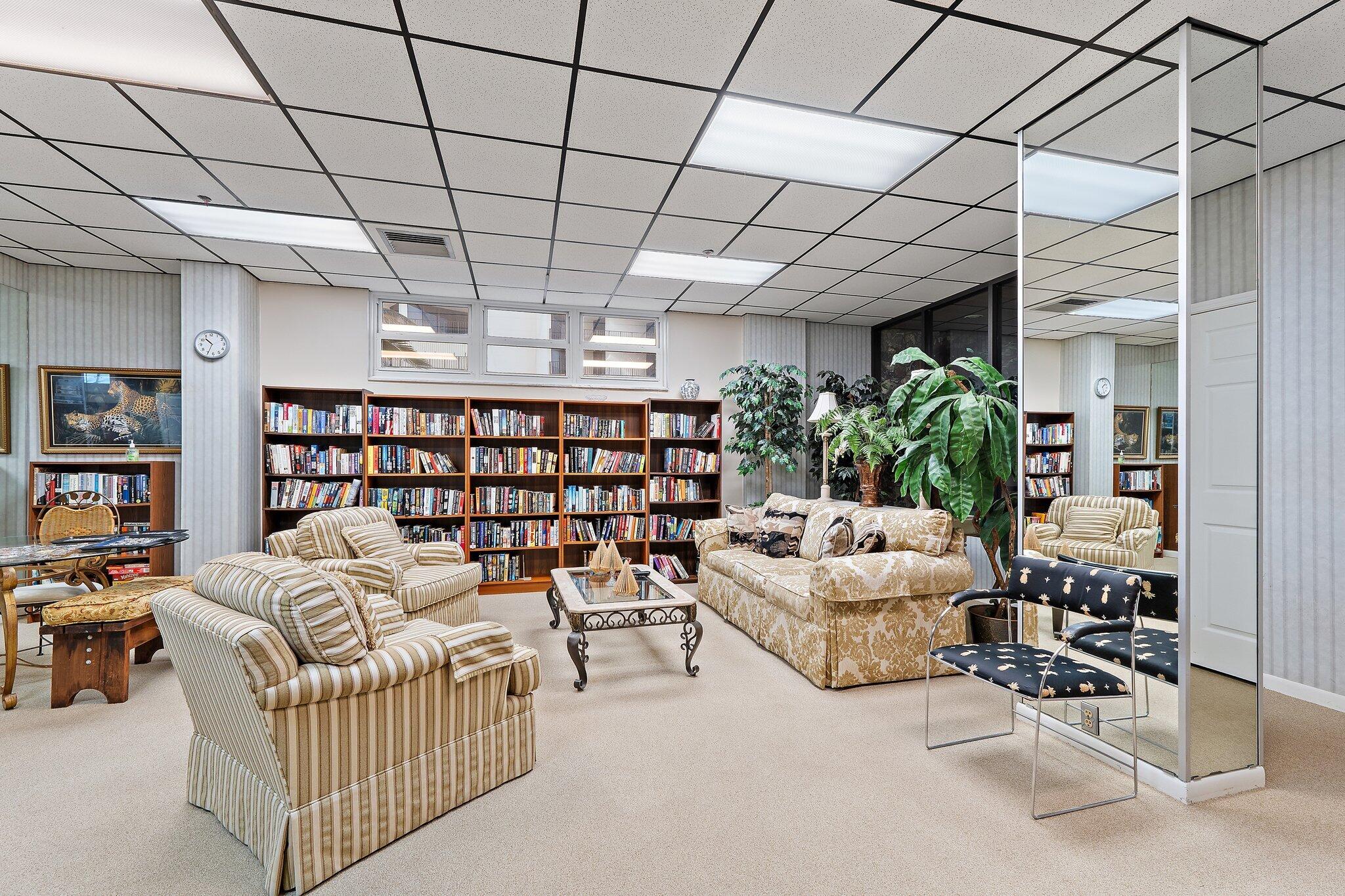 AQUARIUS CONDO - Residential Lease