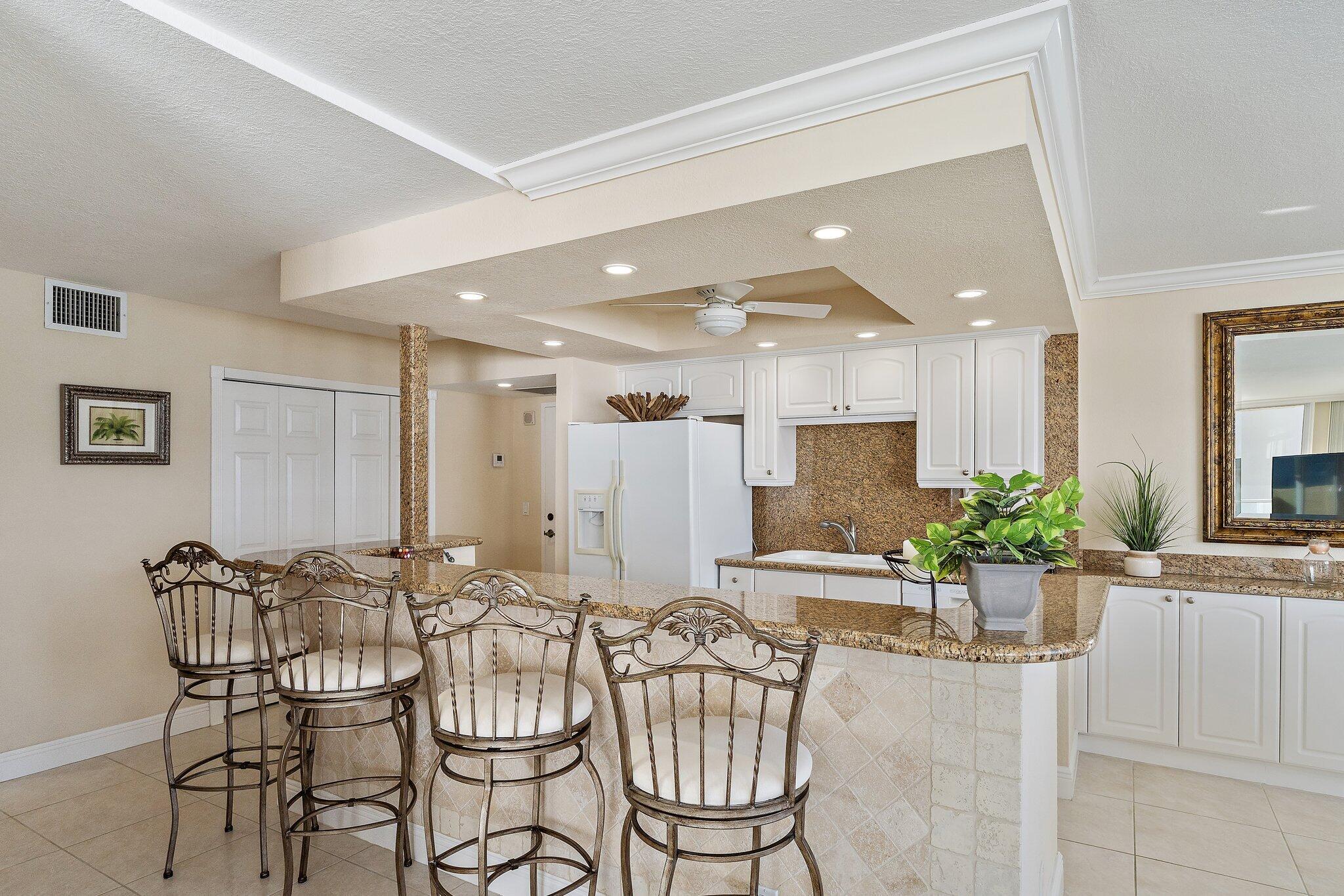 AQUARIUS CONDO - Residential Lease