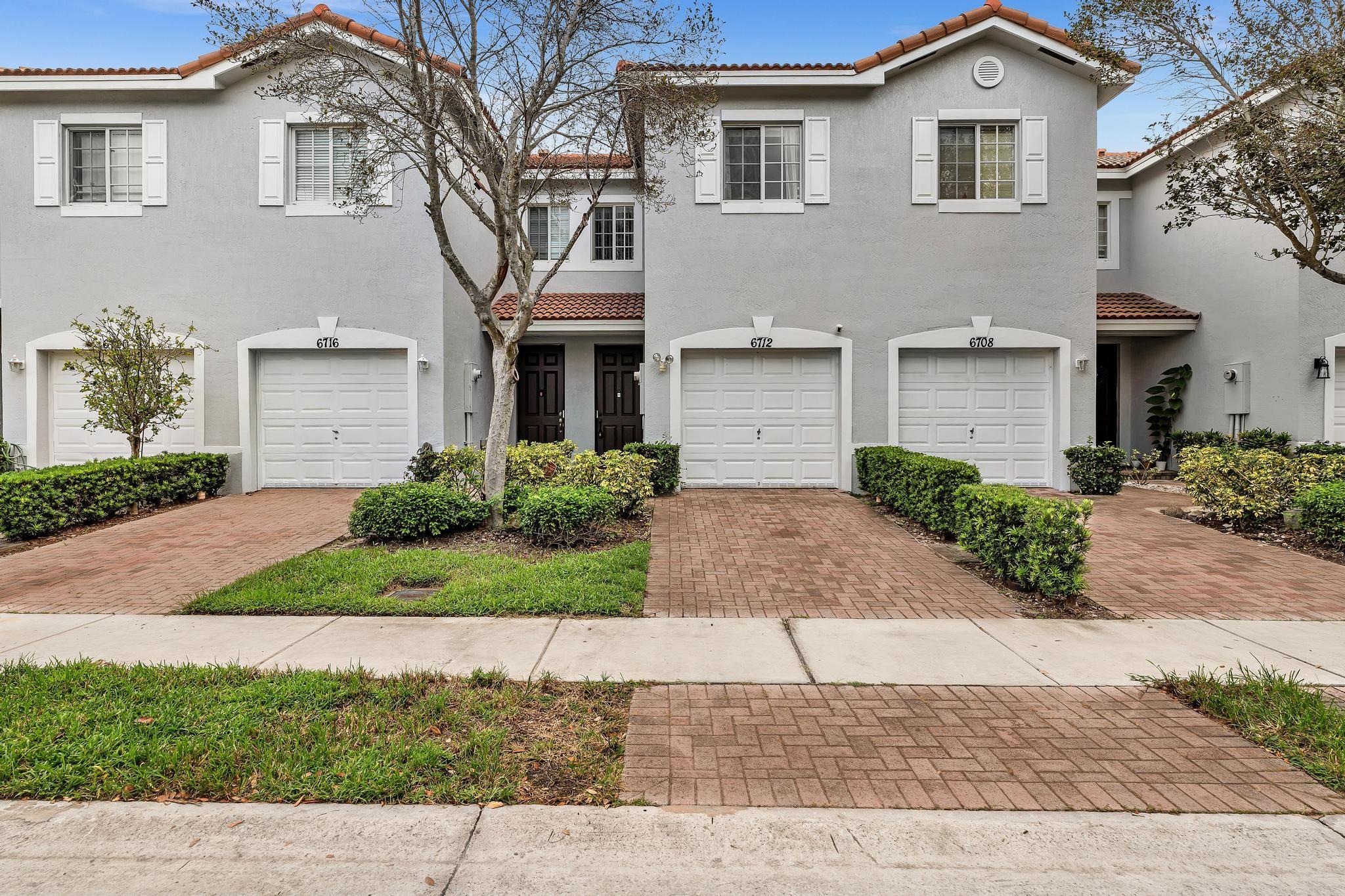 CYPRESS WALK - Residential