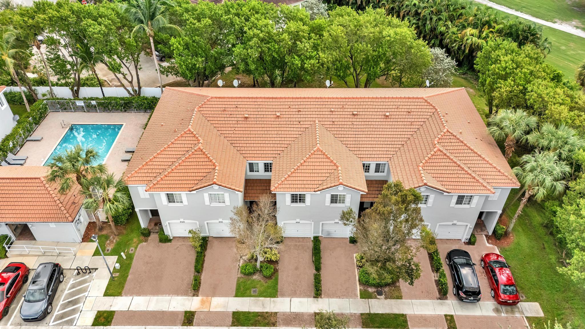 CYPRESS WALK - Residential