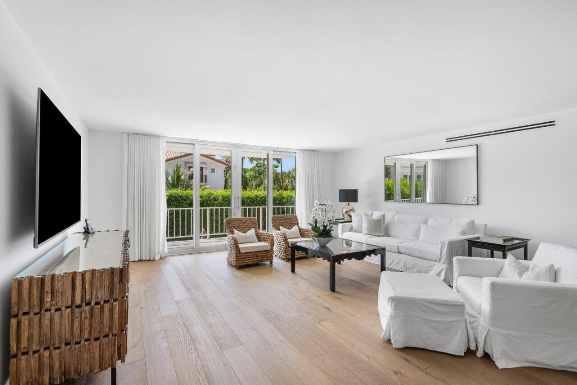 WINTHROP HOUSE CONDO - Residential