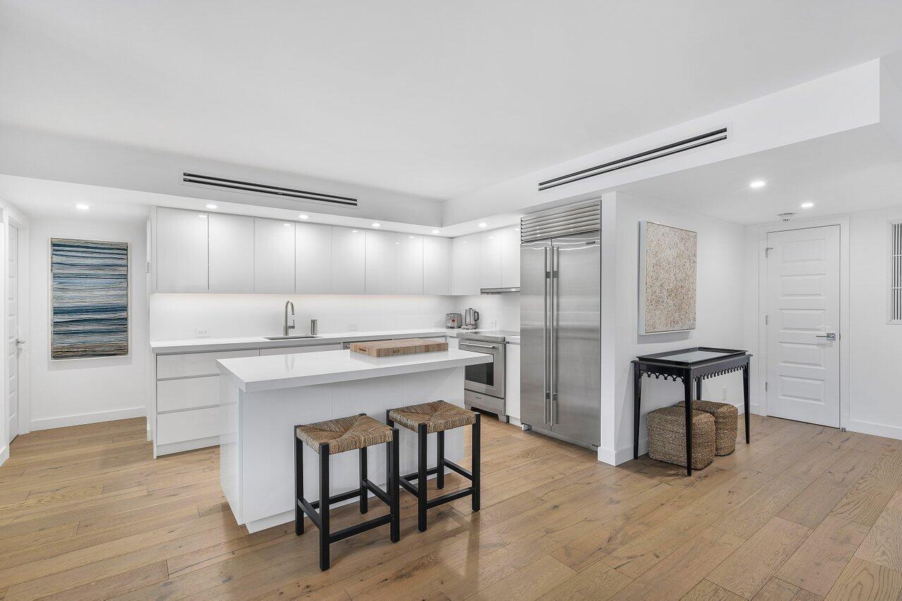 WINTHROP HOUSE CONDO - Residential