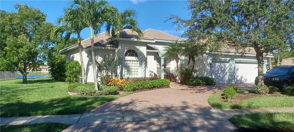 Photo of 6998 SE Sleepy Hollow Ln, Stuart, FL 34997 (MLS # F10309065)