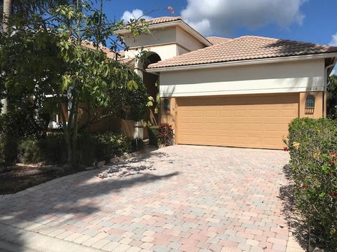 Featured picture for the property R10695663