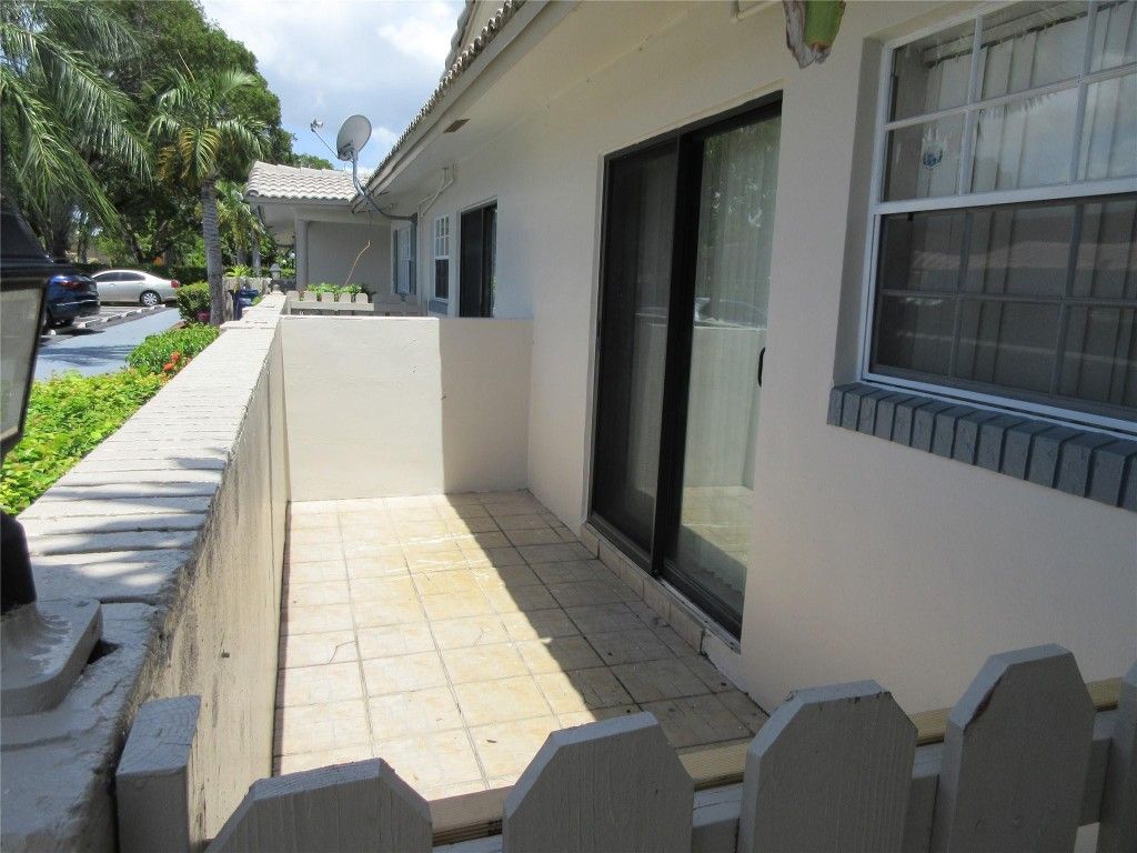 Photo of 8601 NW 35th Street, Coral Springs, FL 33065 (MLS # F10474456)