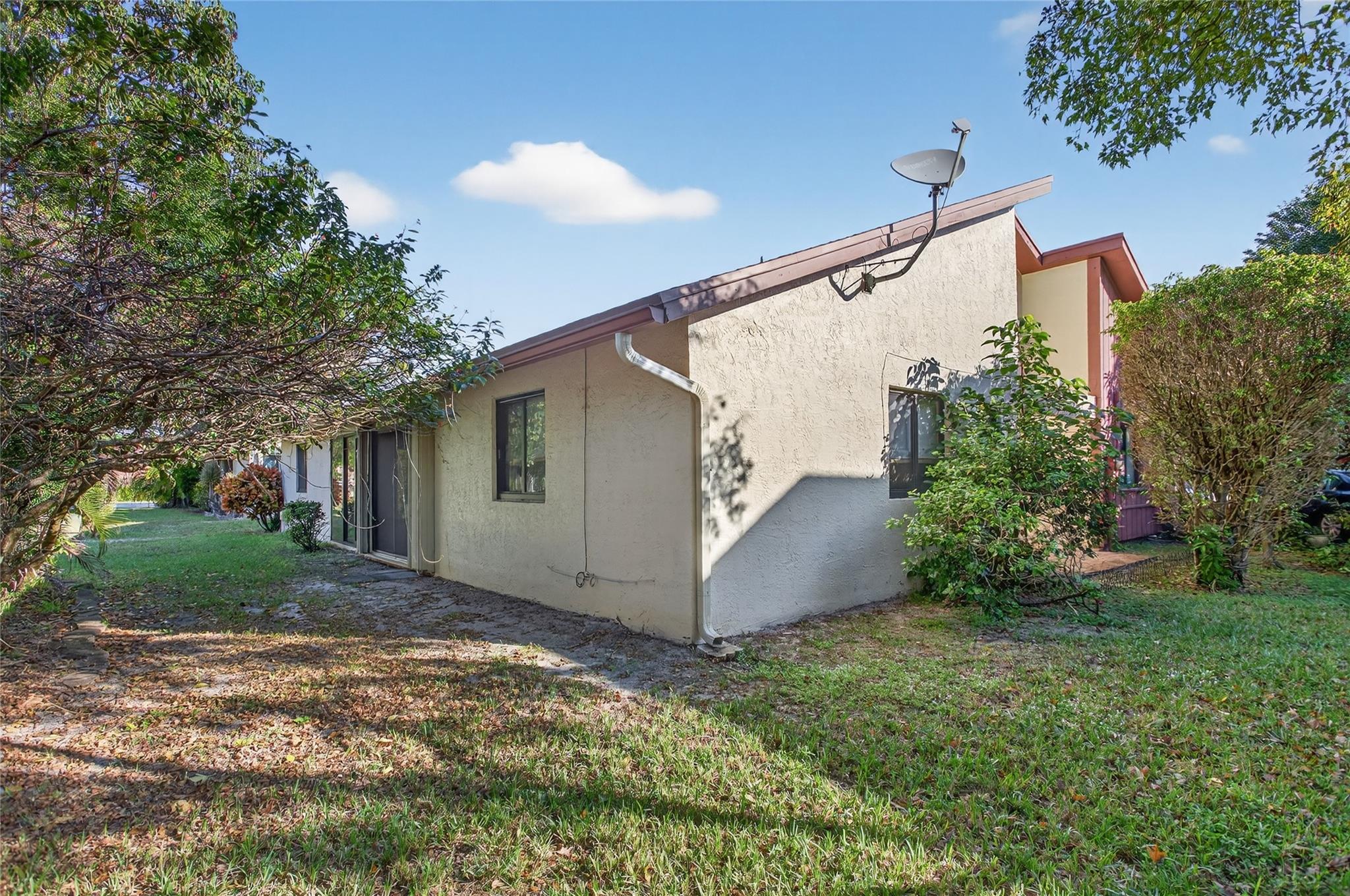 HAMMOCKS - Residential