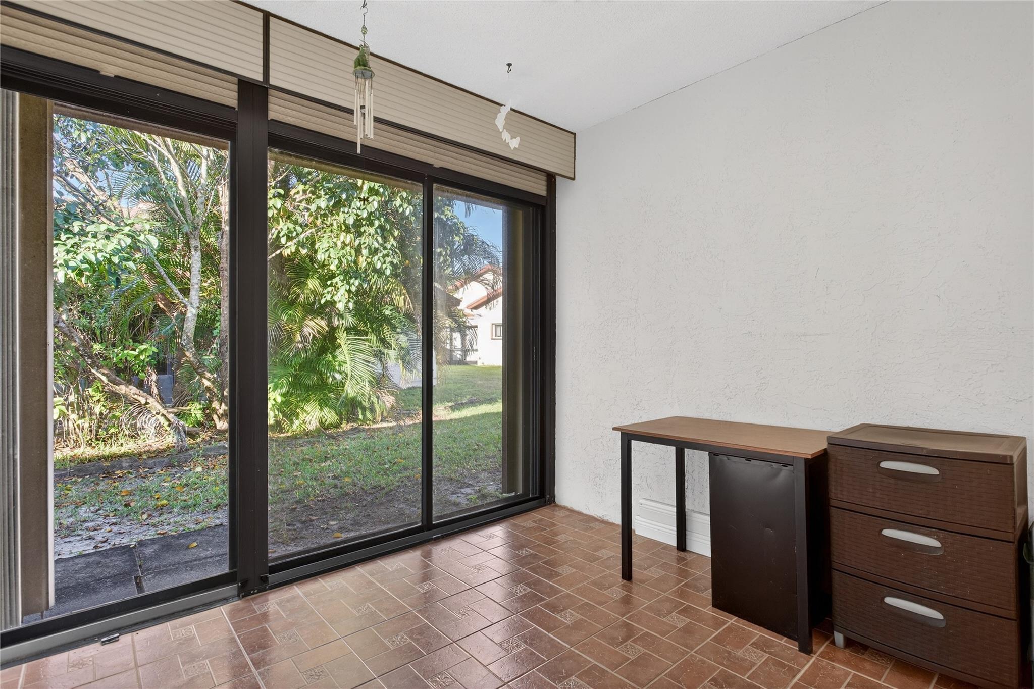 HAMMOCKS - Residential