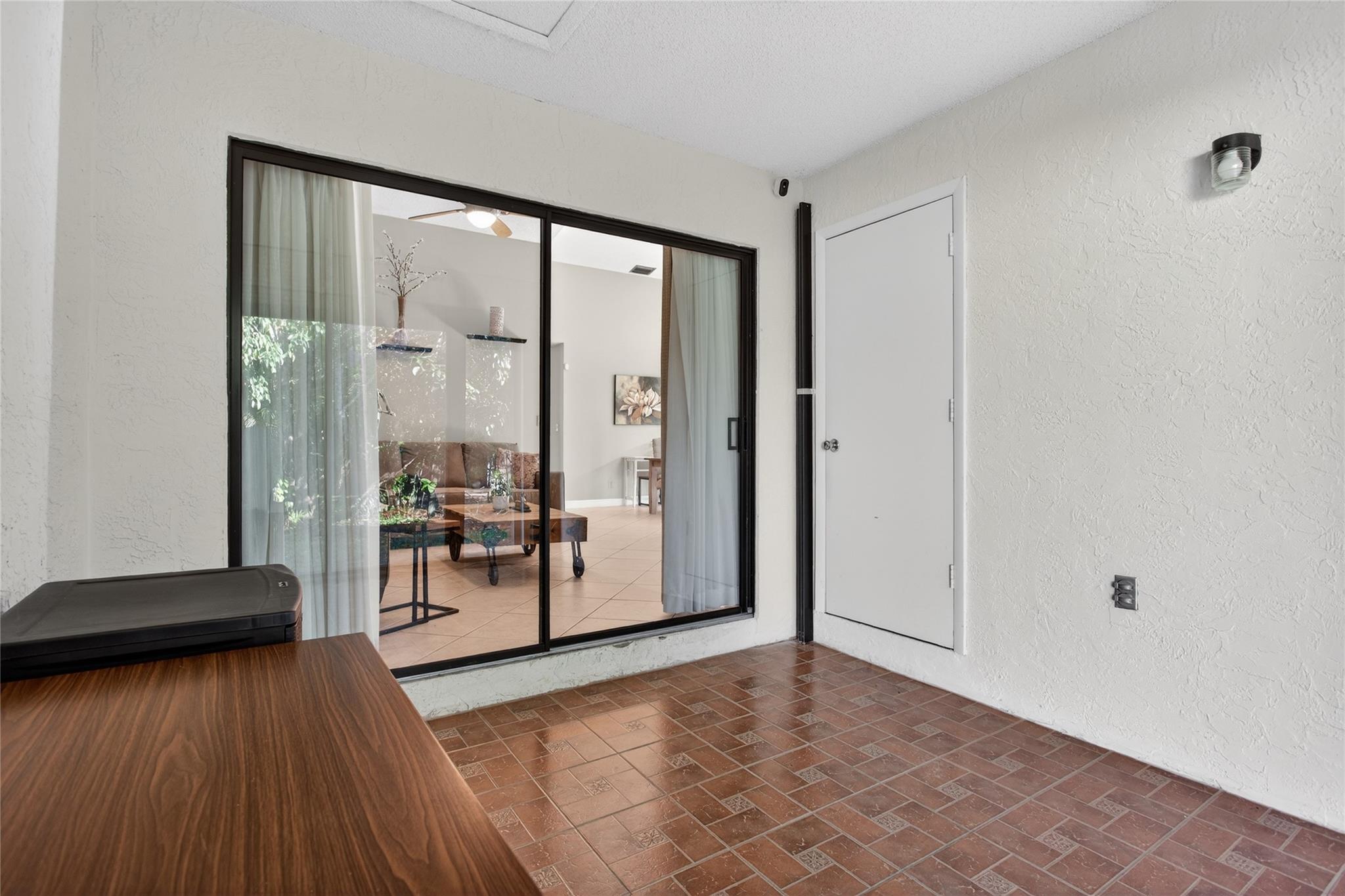 HAMMOCKS - Residential