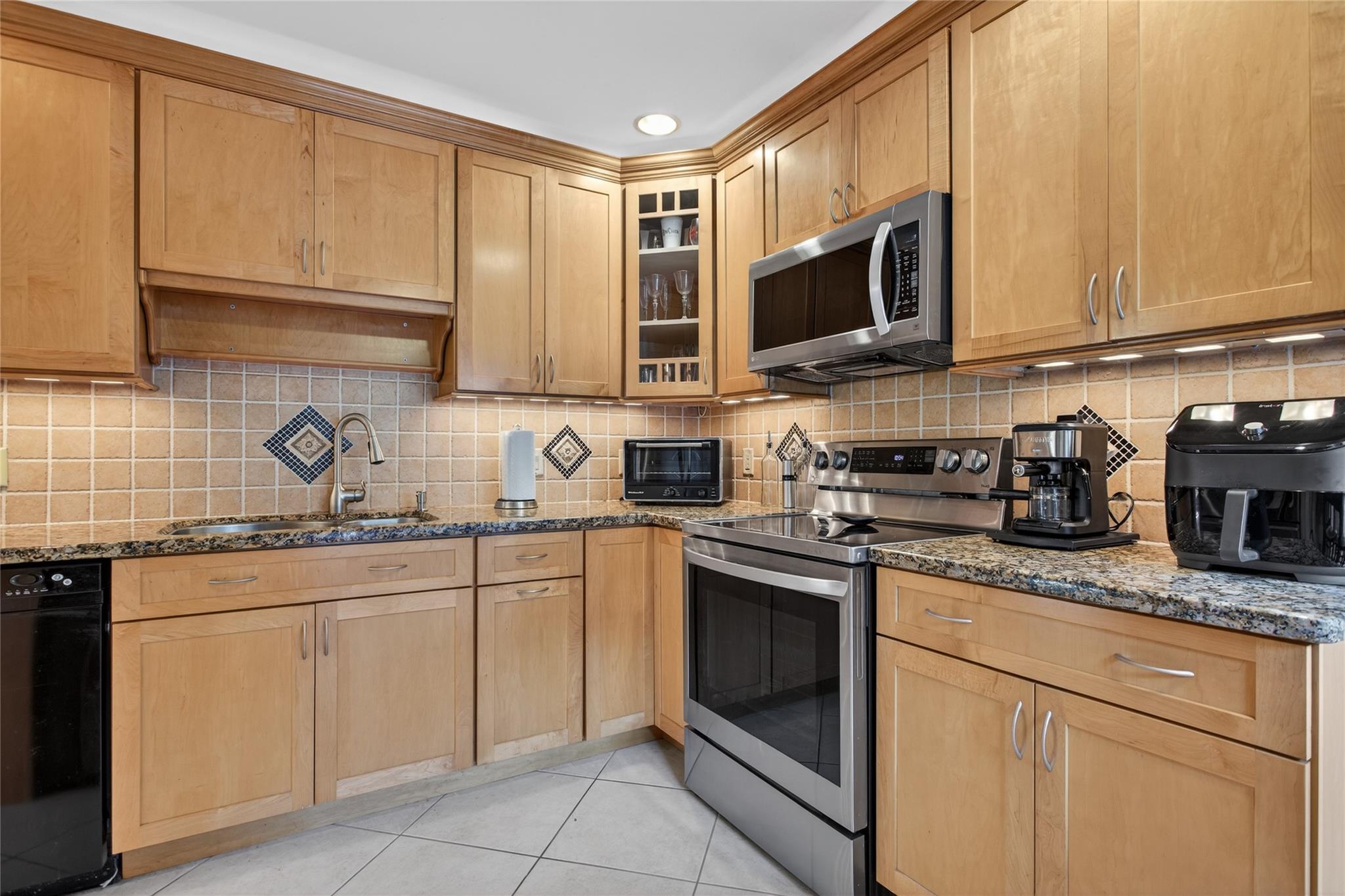 HAMMOCKS - Residential