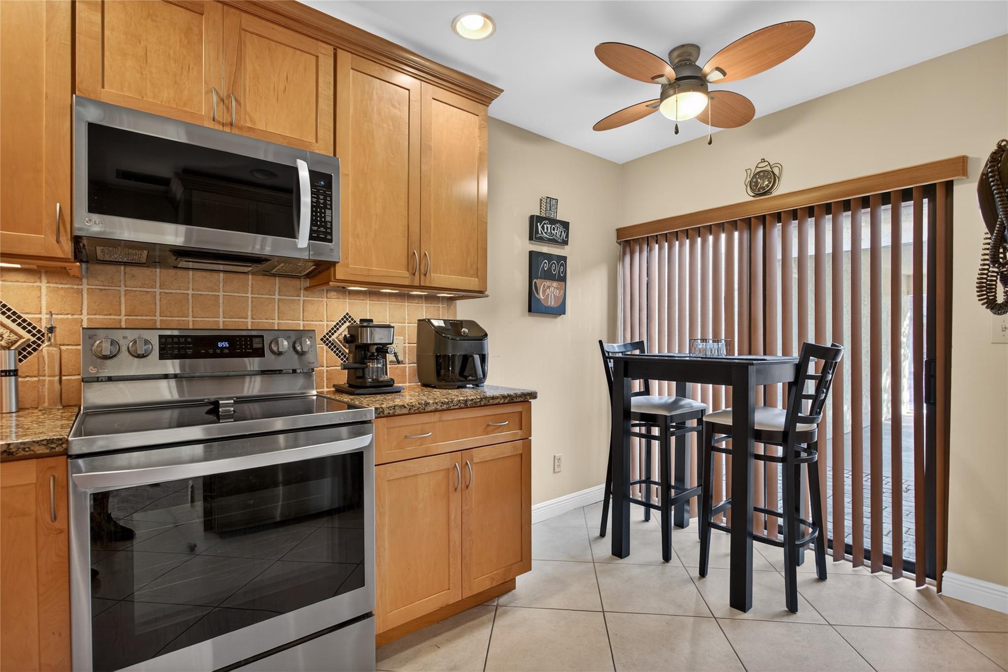 HAMMOCKS - Residential