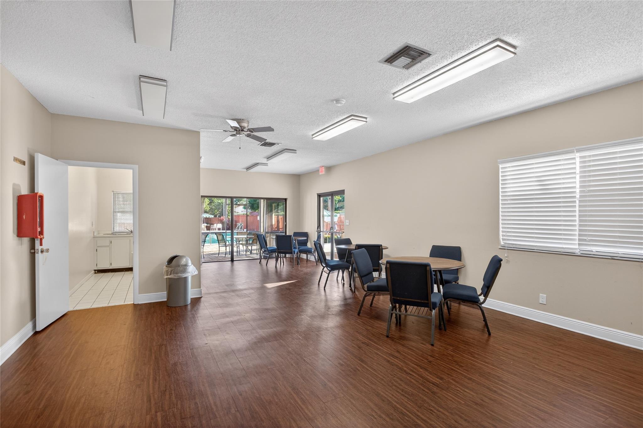 HAMMOCKS - Residential