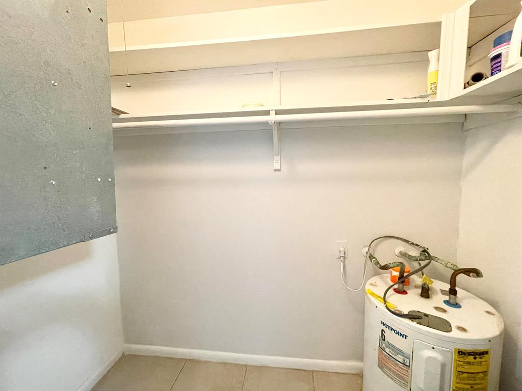 ENCLAVE SANDPIPER CONDO - Residential