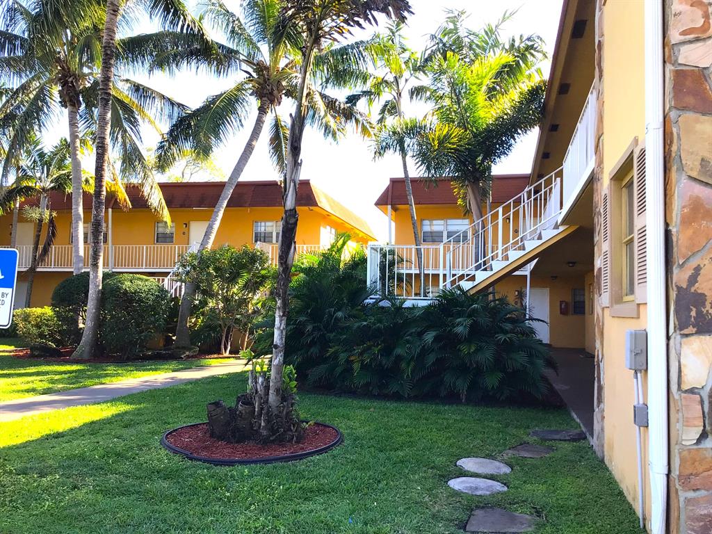 ENCLAVE SANDPIPER CONDO - Residential