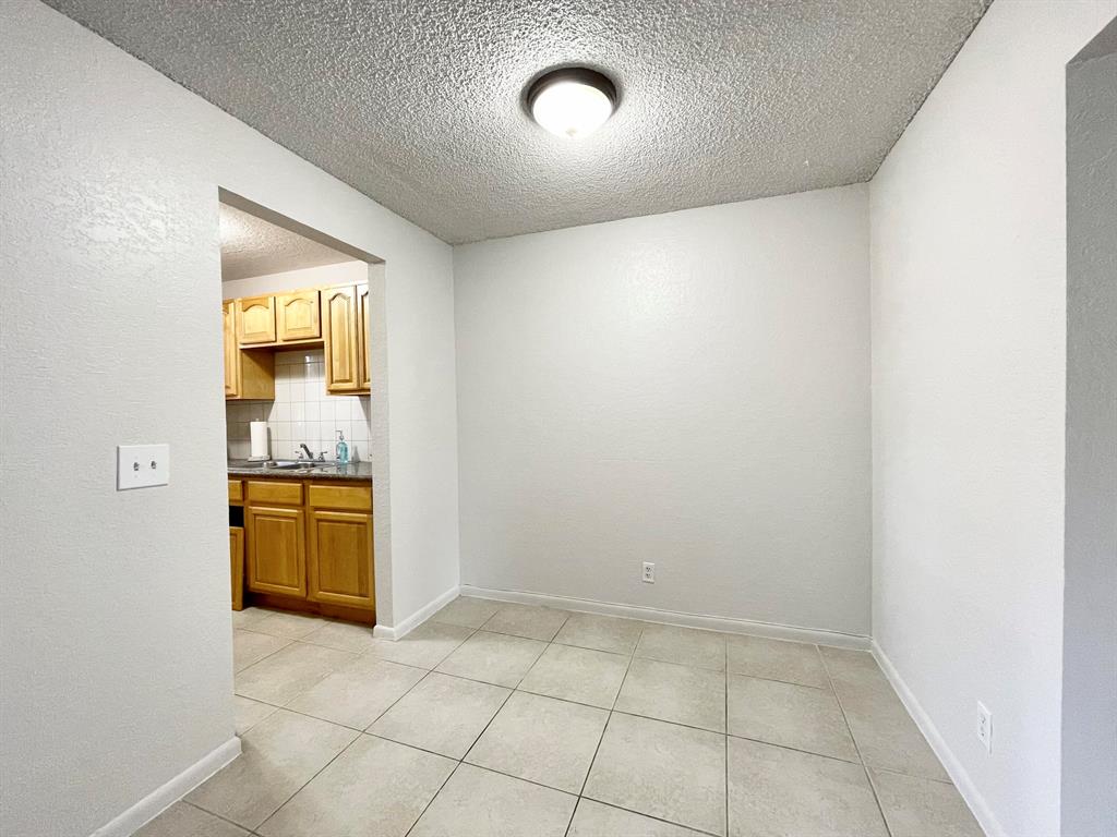 ENCLAVE SANDPIPER CONDO - Residential