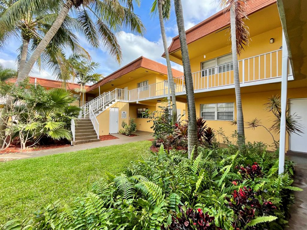 ENCLAVE SANDPIPER CONDO - Residential