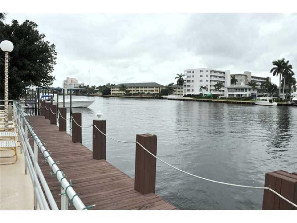 Coral Ridge Towers North - Residential