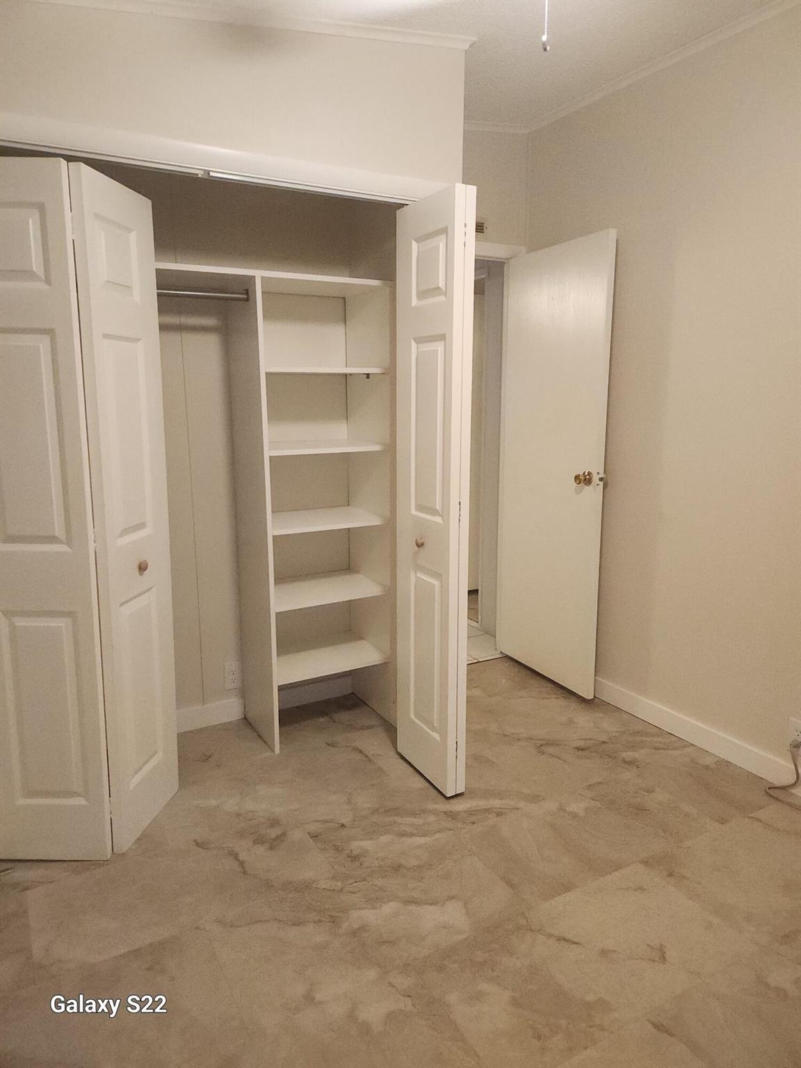 TALLOWWOOD ISLE - Residential