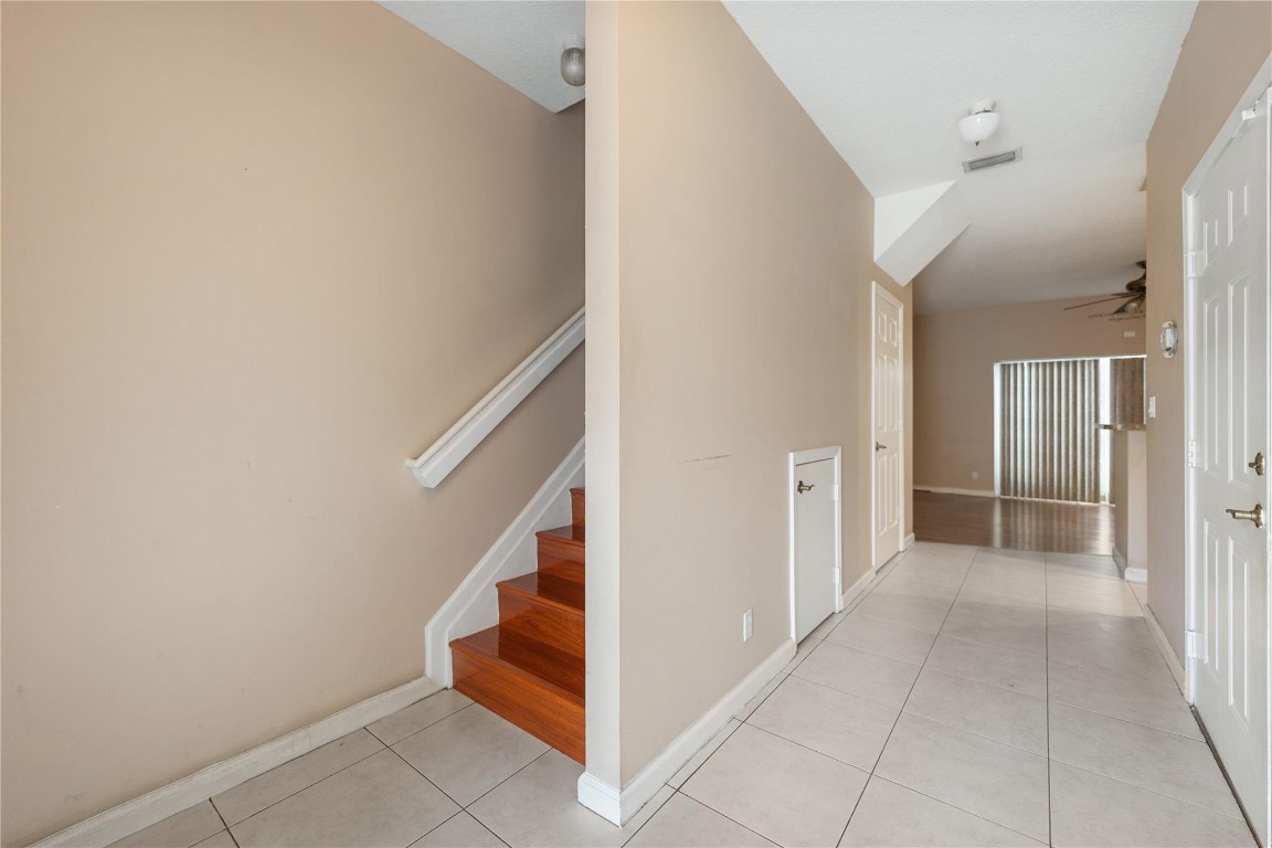 CORAL PARK - Residential