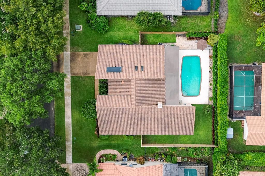 Photo of 3961 NW 27th Avenue, Boca Raton, FL 33434 (MLS # R11099305)