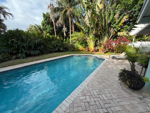 1568 NE 39th Street
