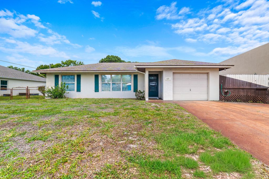Photo of 651 SW Badger Terrace, Port Saint Lucie, FL 34953 (MLS # B26025843)