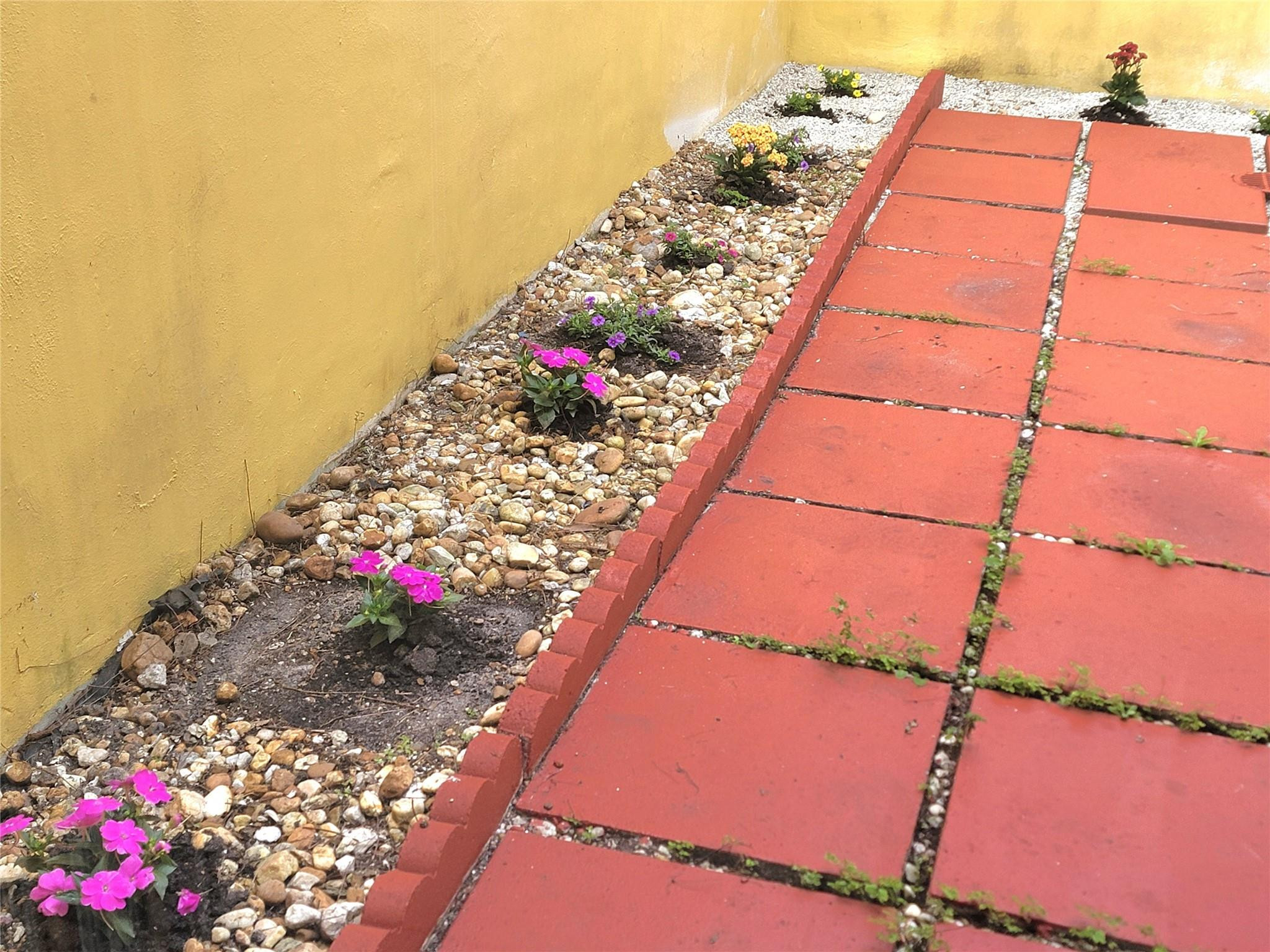 Oakbrook Village - Residential