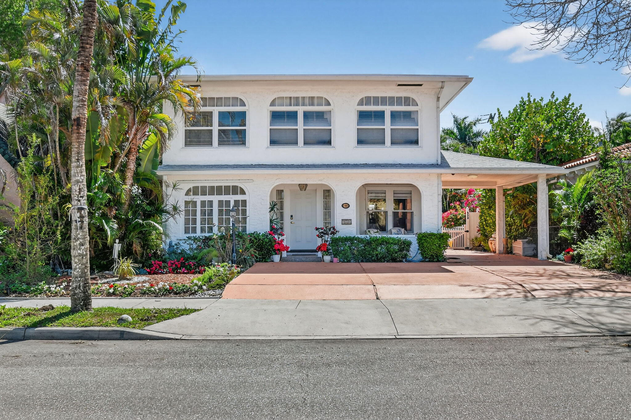 328 Monroe Drive