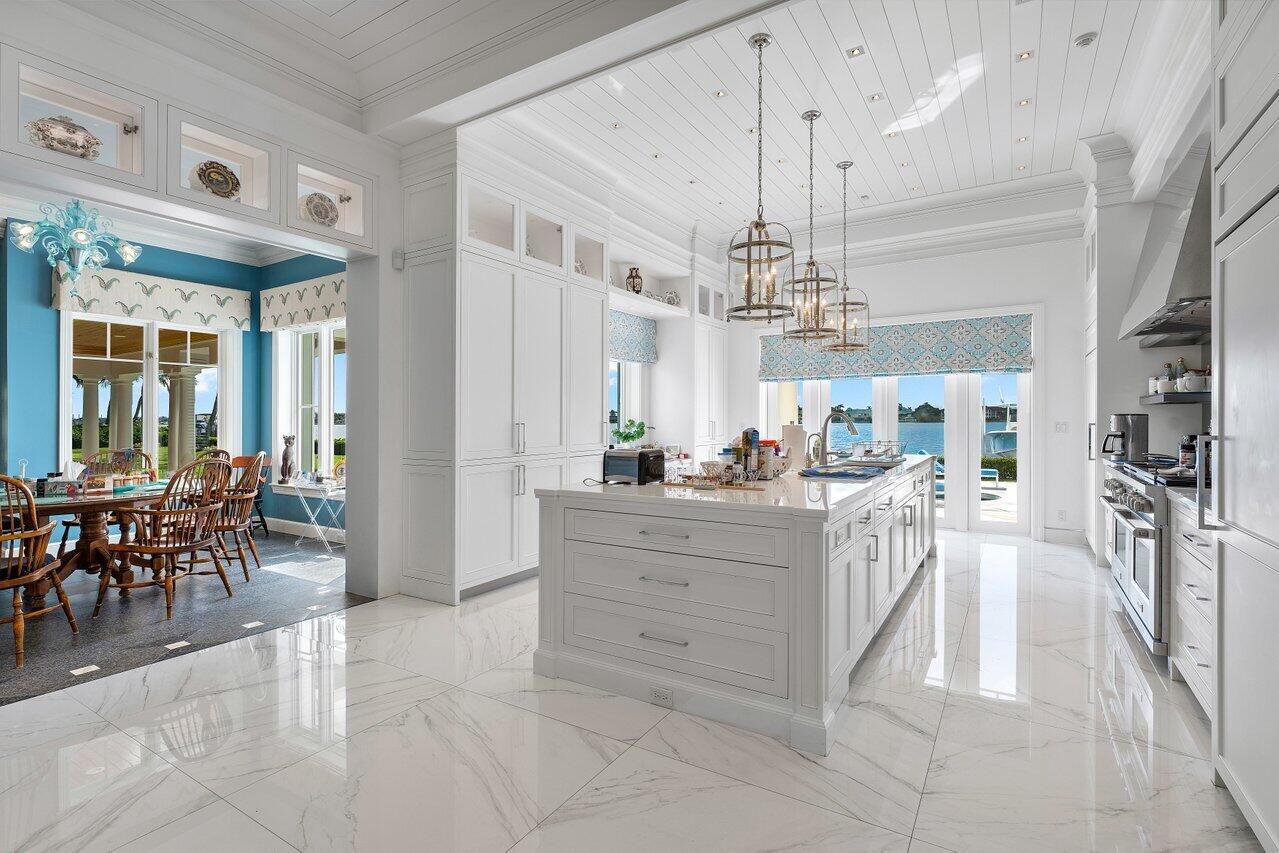 POINT MANALAPAN 10 - Residential