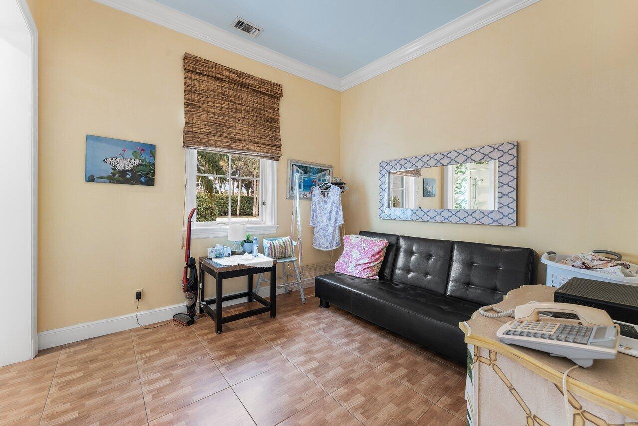 POINT MANALAPAN 10 - Residential