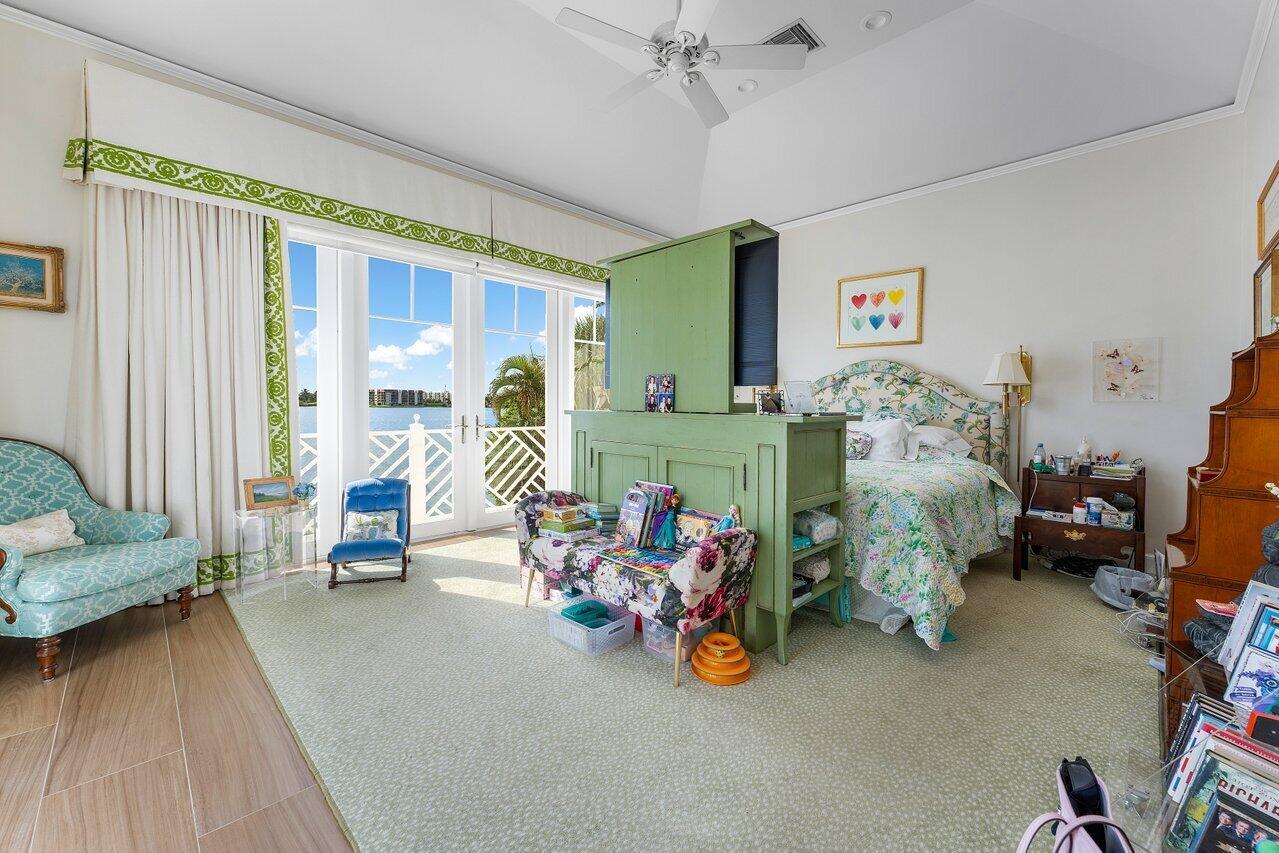 POINT MANALAPAN 10 - Residential