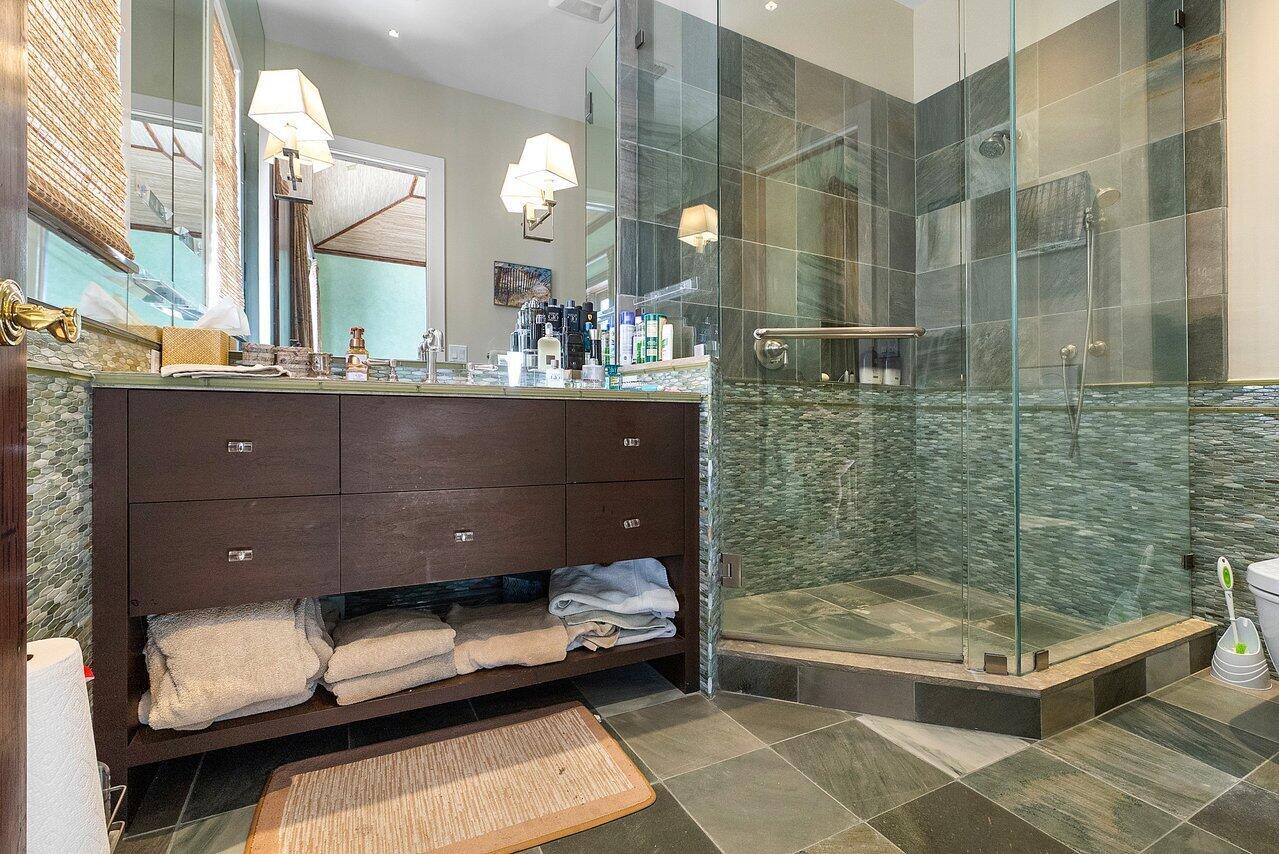 POINT MANALAPAN 10 - Residential