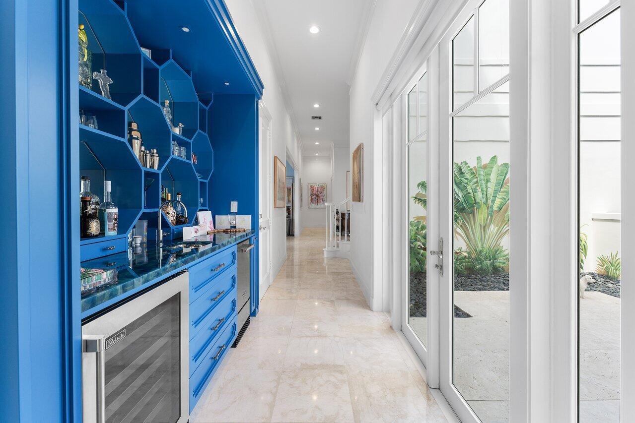 POINT MANALAPAN 10 - Residential