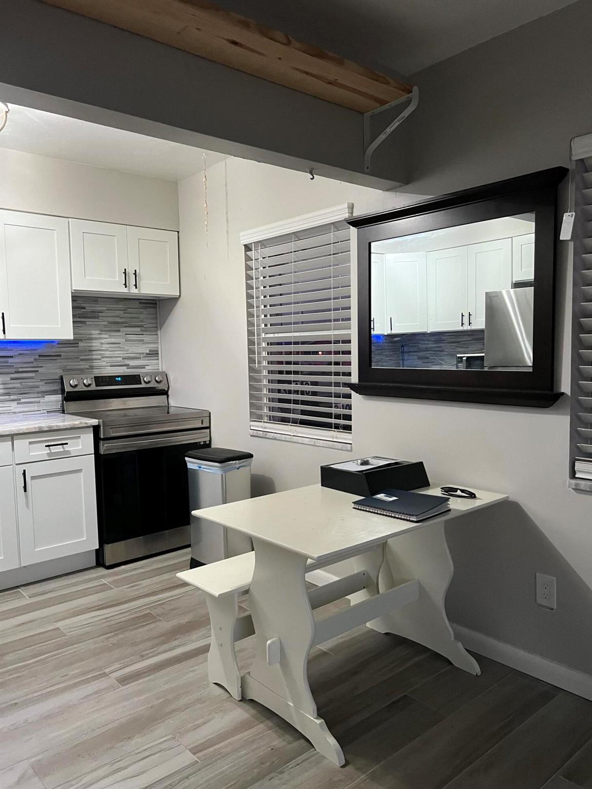 BLUE HERON PARK 1 - Residential Lease