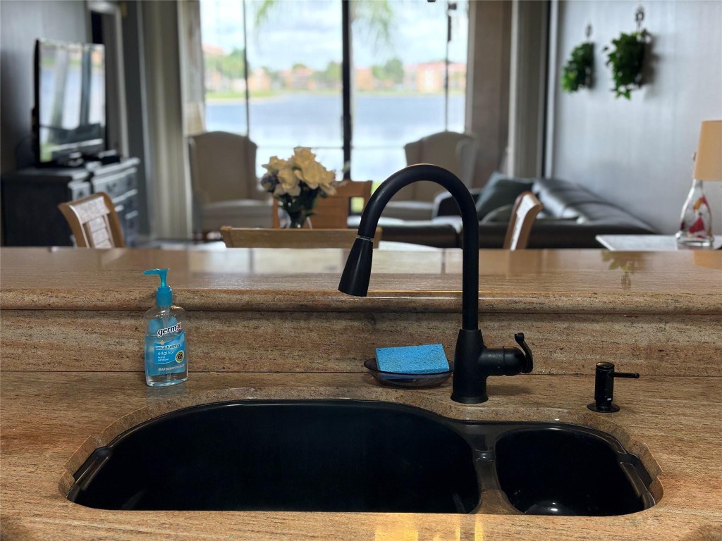 CORAL GATE VII - Residential