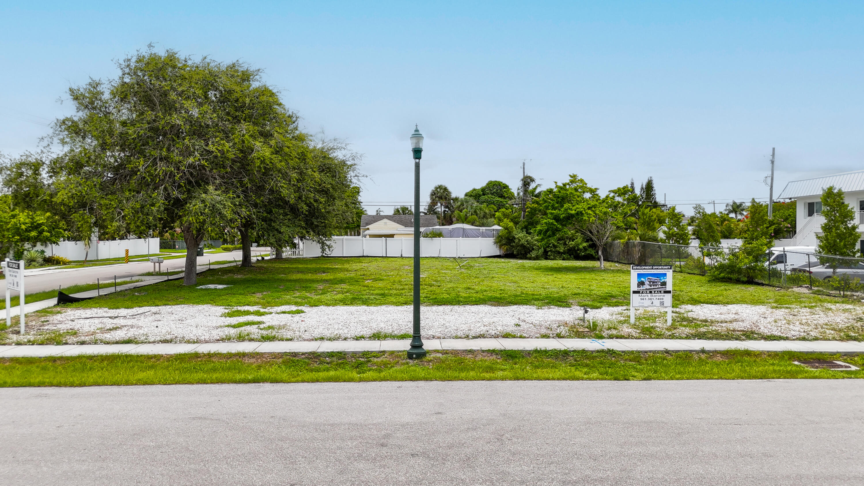 DELRAY TOWN OF - Land