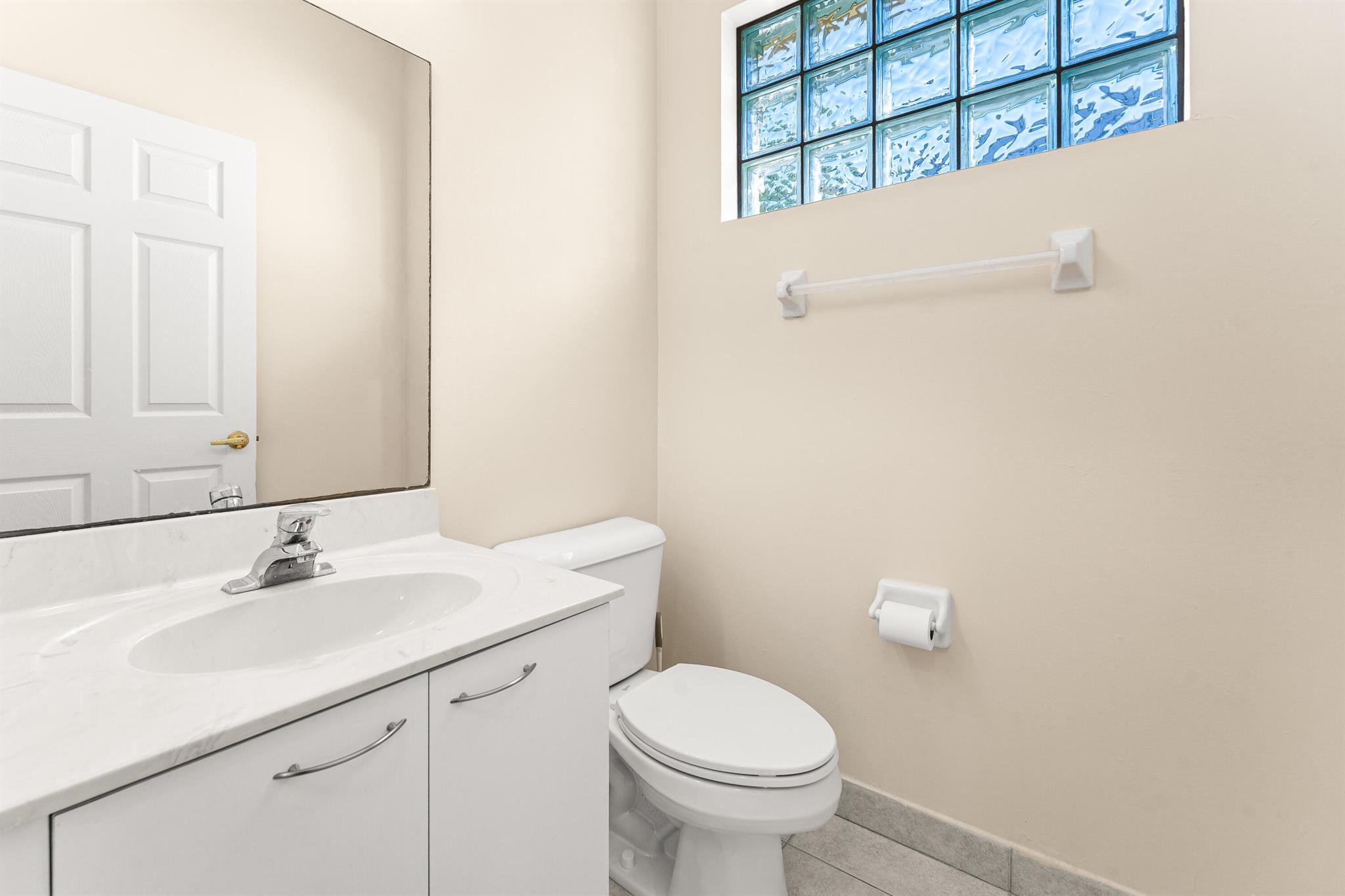 MADISON GREEN 1 - Residential Lease